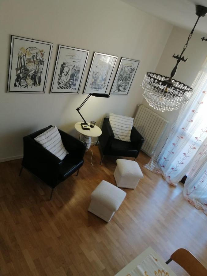 Appartamento Angela Cento  Exterior photo
